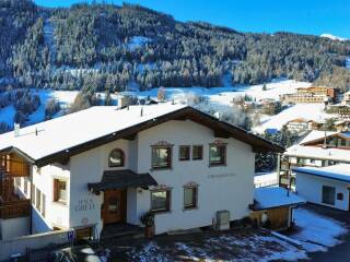 01. Catered chalet Gretl Serfaus Voorkant