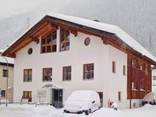 02. Catered chalet Regina Sankt Anton Sneeuwzeker