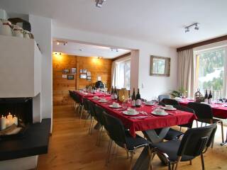 03. Catered chalet Gabl Sankt Anton Inclusief diner
