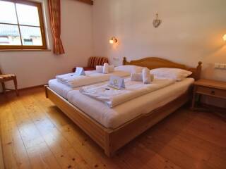 12. Catered chalet Elfriede Fiss Tweepersoonskamer Appartement 1