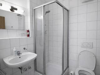 14. Catered chalet Sankt Anton Gabl Douche